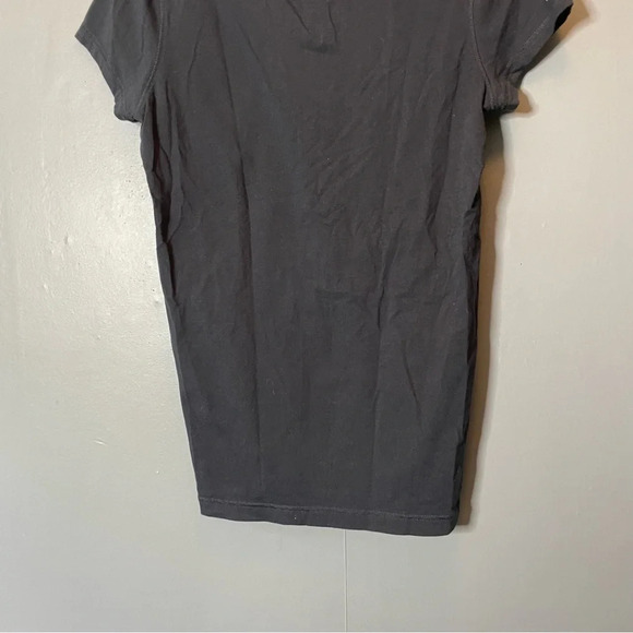 Under armour black scoop neck cotton tshirt women’s size medium - Picture 9 of 9